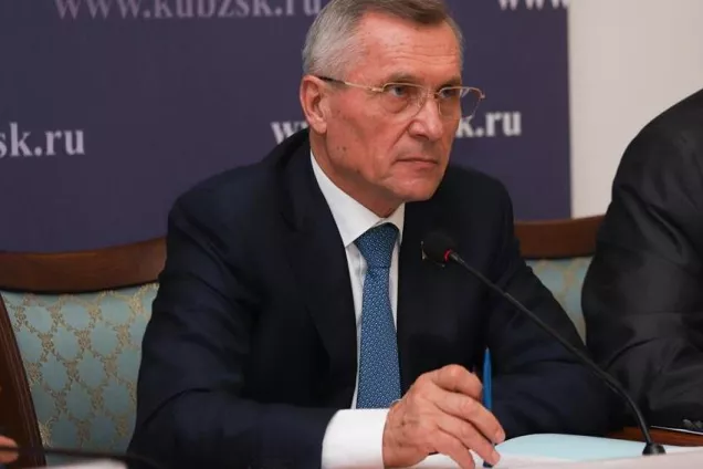 Совет по этике и нравственности: как защитить молодежь от негатива в Интернете