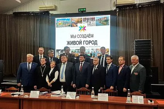 Сергей Михалев и Александр Косачев приняли участие в работе информационной группы в городе Зверево