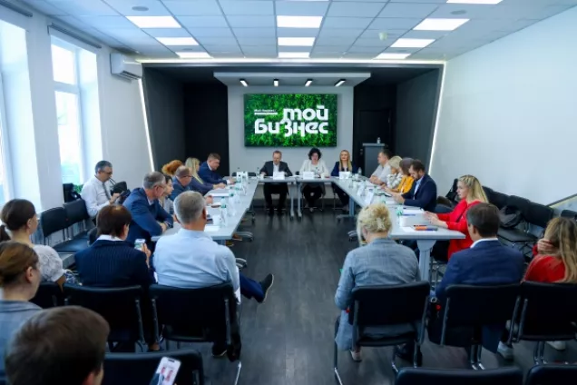 Крымские законодатели провели  заседание круглого стола  о применении кредитных каникул